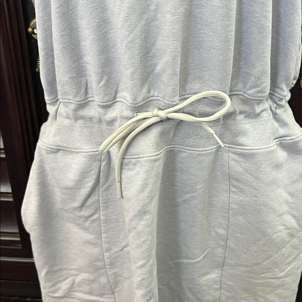The North Face Light Gray Sleeveless Dress - Picture 3 of 8